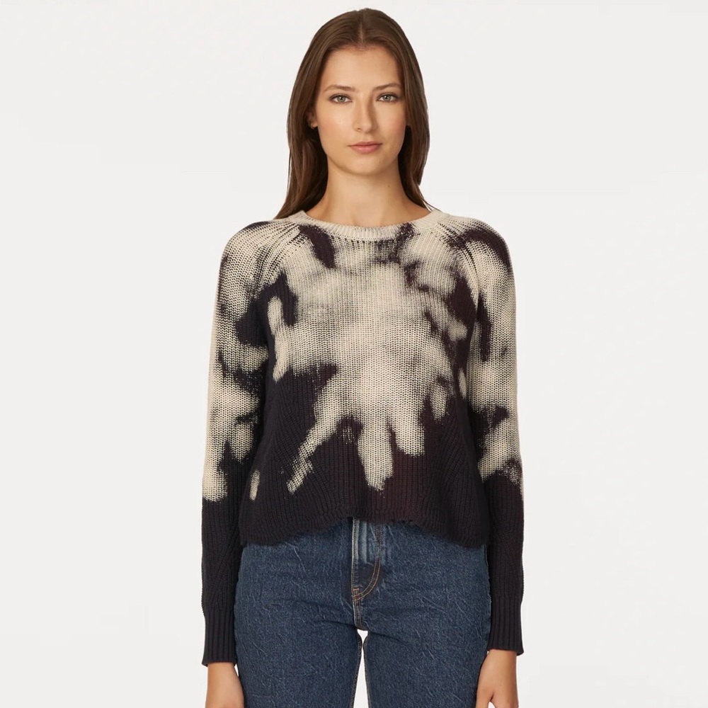 NWT Bleached Distressed Scallop Shaker sweater by cotton by autumn cashmere